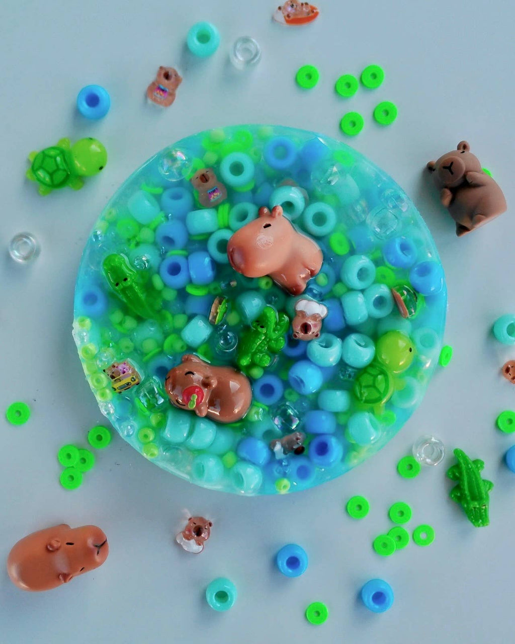 Capybara Pond - Picking Pad - Fidget Toy