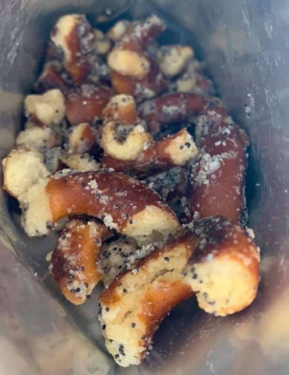 Lemon + Poppy Sourdough Pretzel Bites Snack | Case of Six